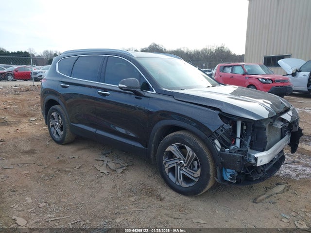 Salvage Hyundai SANTA FE Image