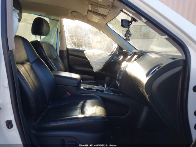 Nissan Pathfinder Sl