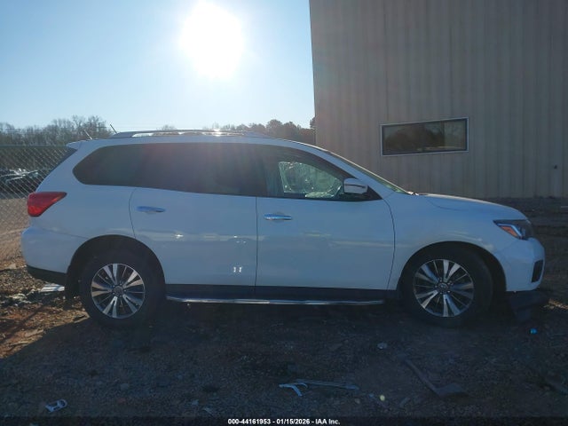Nissan Pathfinder Sl