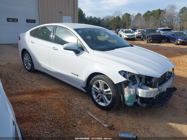 Salvage Ford Fusion Image