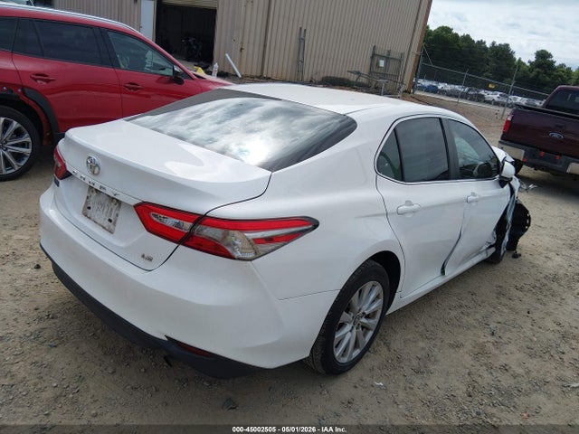 Toyota Camry Le