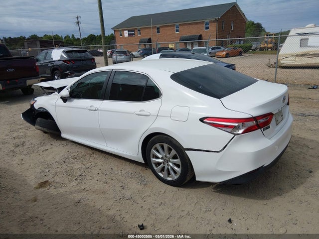 Toyota Camry Le
