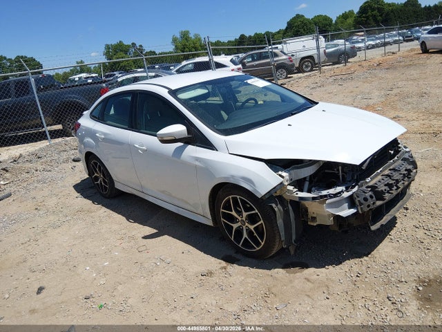 Salvage Ford Focus Image