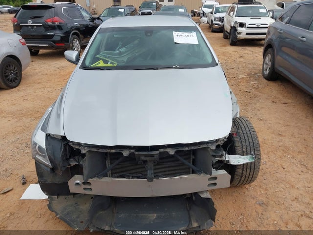 Cadillac CTS Standard