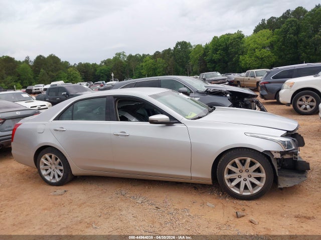 Cadillac CTS Standard