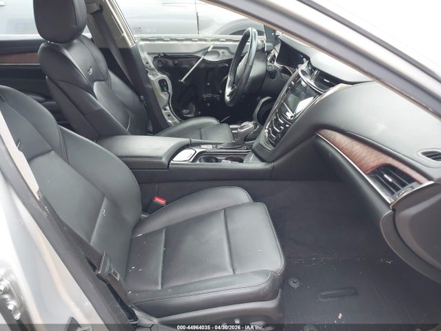 Cadillac CTS Standard