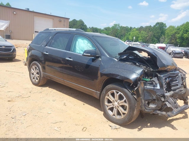Salvage GMC Acadia Image