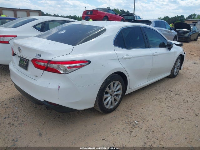 Toyota Camry Le