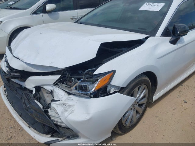 Toyota Camry Le