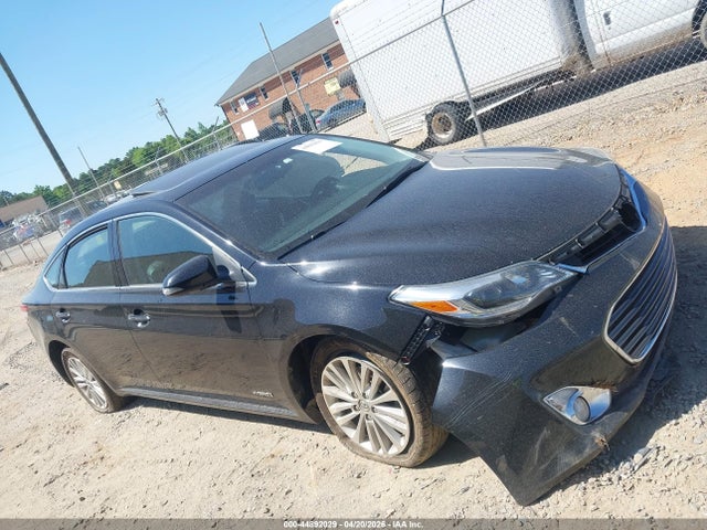 Toyota Avalon Hybrid Limited