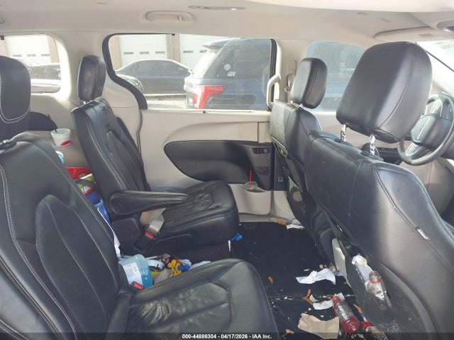 Chrysler Pacifica Touring L