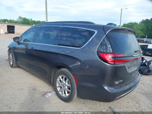 Chrysler Pacifica Touring L