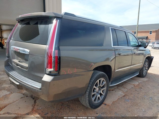 GMC Yukon Denali