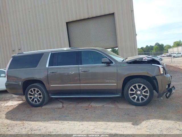 GMC Yukon Denali