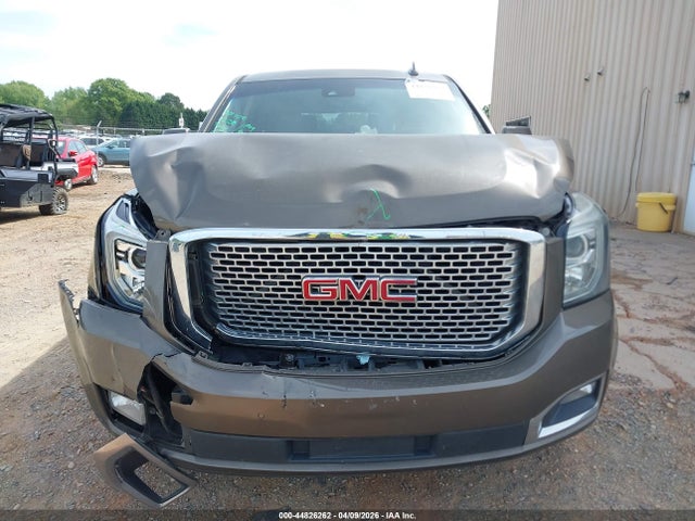 GMC Yukon Denali