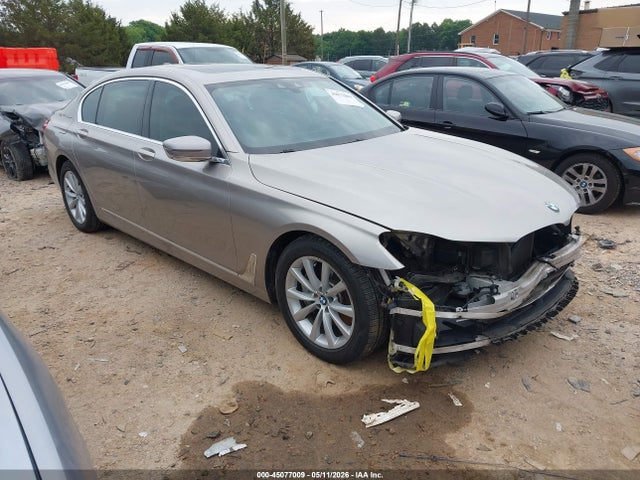 Salvage BMW 7 Series Image