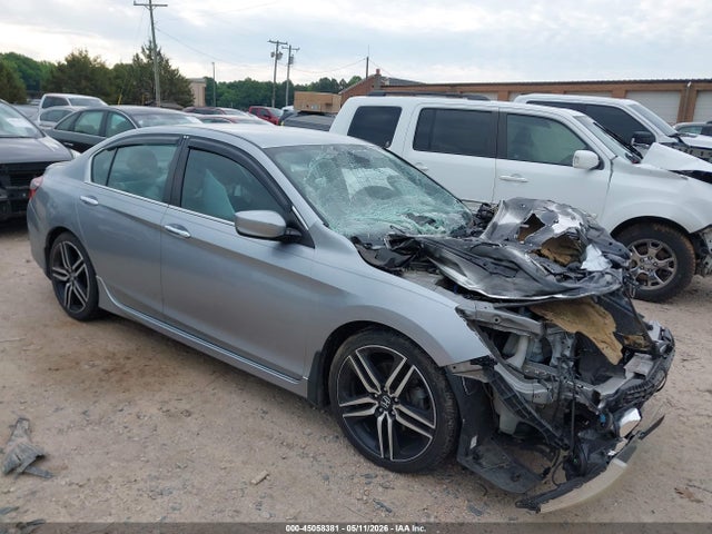 Salvage Honda Accord Image