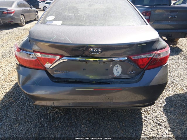 Toyota Camry Le