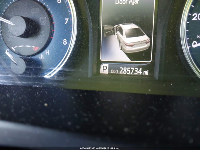 Toyota Camry Le