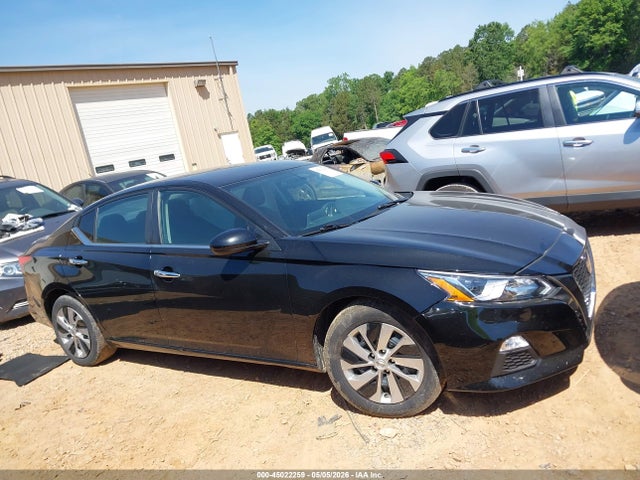 Nissan Altima S Fwd