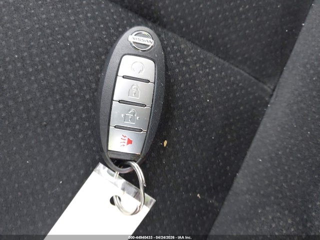 Nissan Murano S