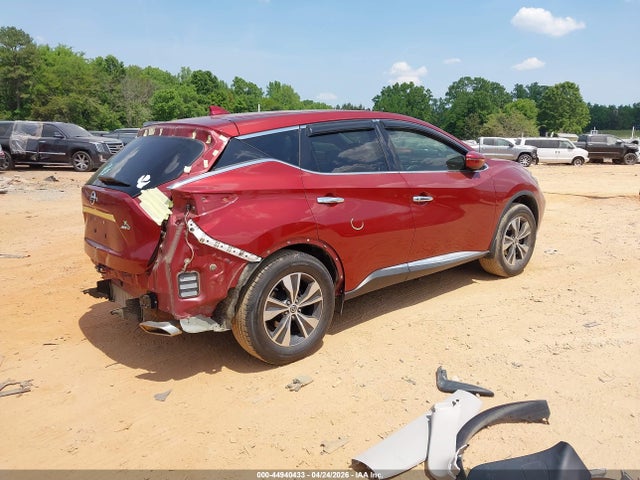 Nissan Murano S