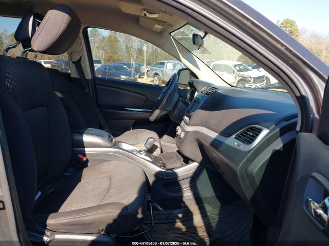 Dodge Journey Se