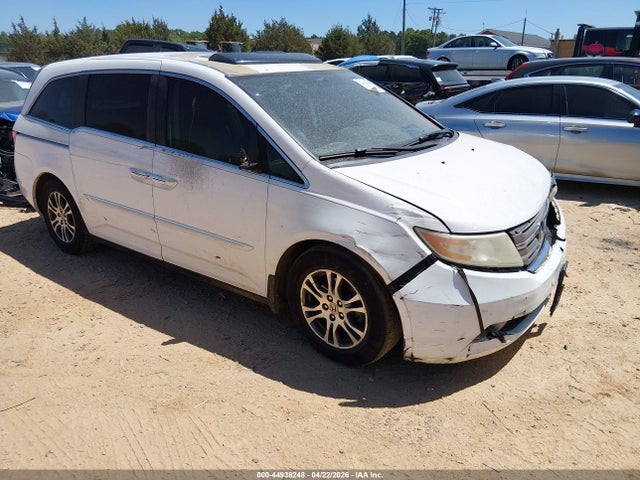 Salvage Honda Odyssey Image