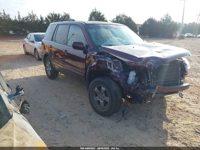 Salvage Honda Pilot Image