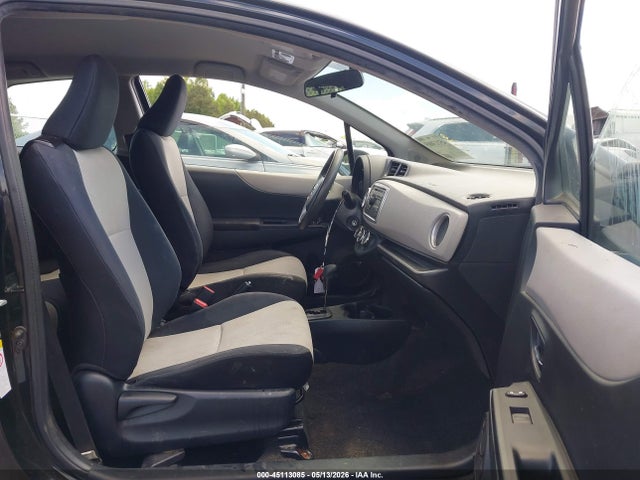 Toyota Yaris Le