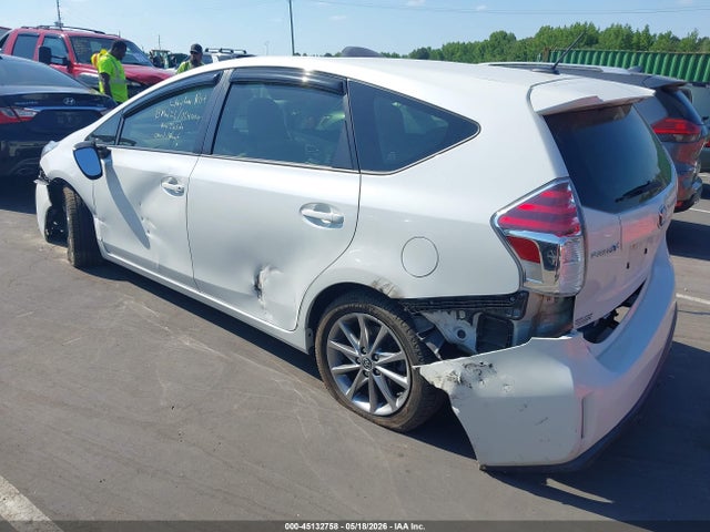 Toyota Prius v Five