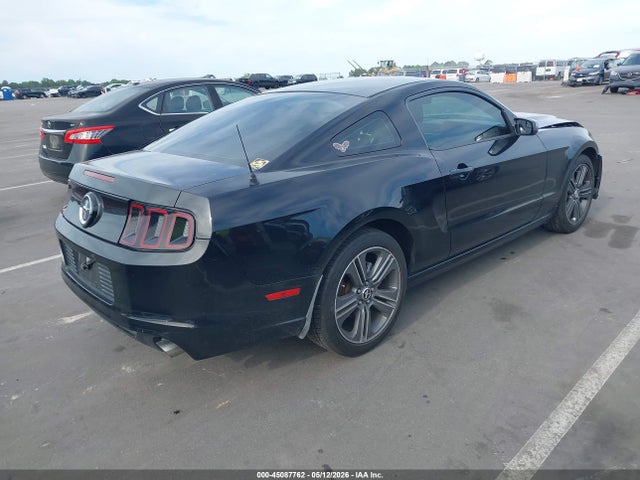 Ford Mustang V6
