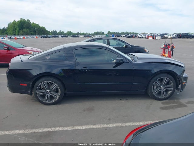 Ford Mustang V6