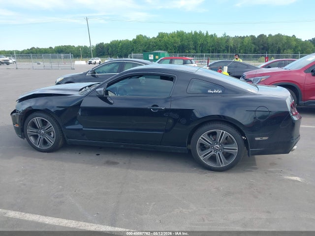 Ford Mustang V6