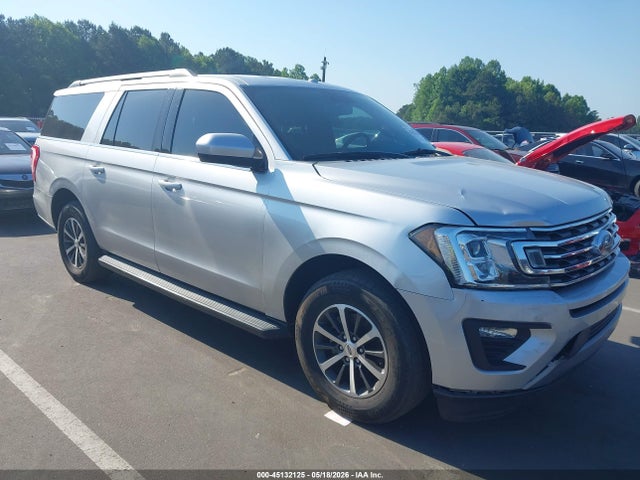 Salvage Ford Expedition Image