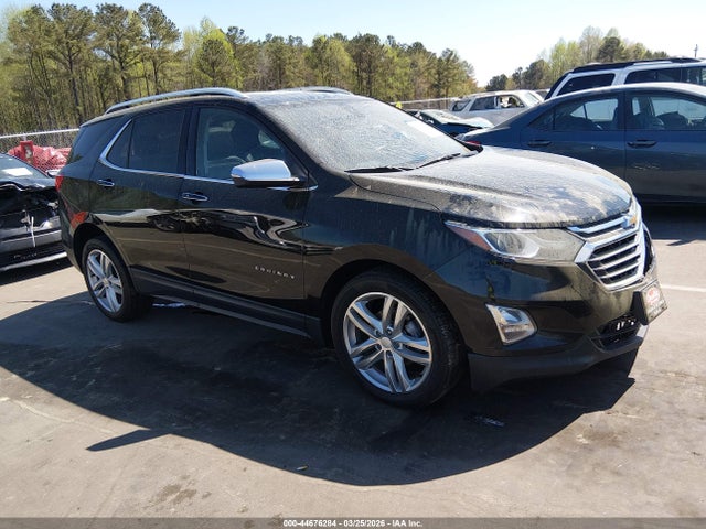 Salvage Chevrolet Equinox Image