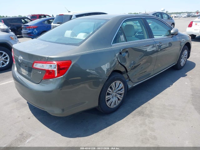 Toyota Camry Le