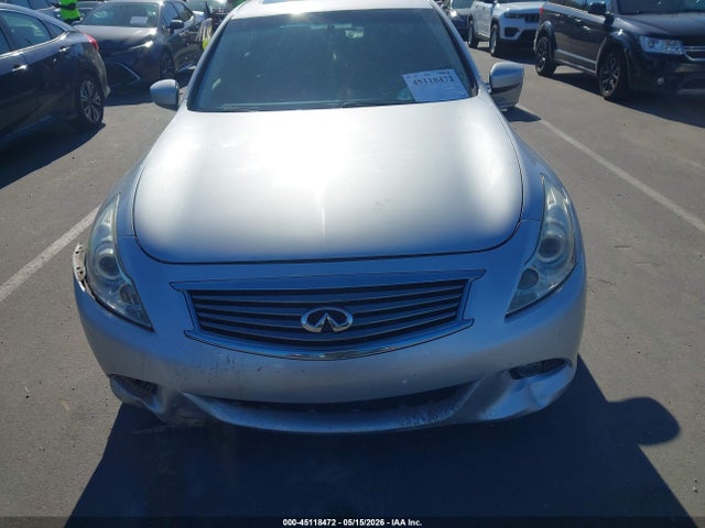 INFINITI G37 Journey