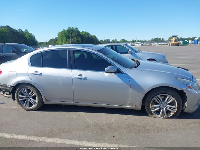 INFINITI G37 Journey