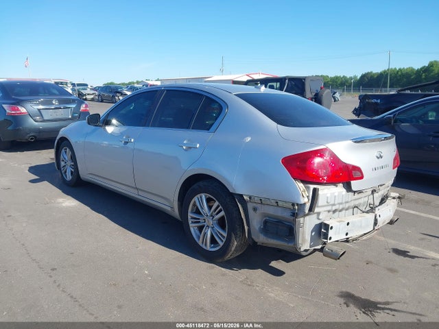 INFINITI G37 Journey