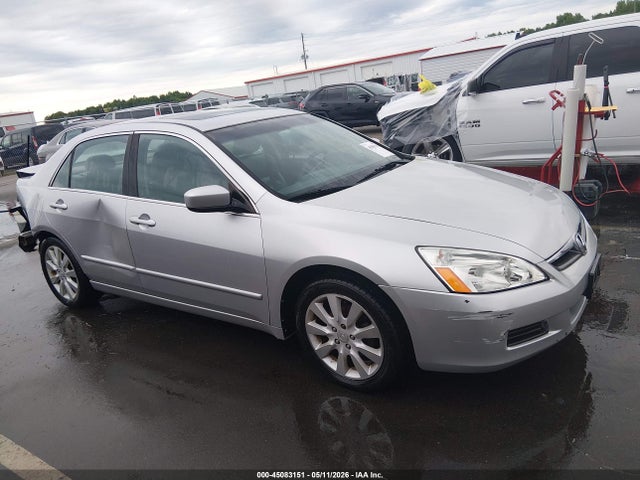 Salvage Honda Accord Image