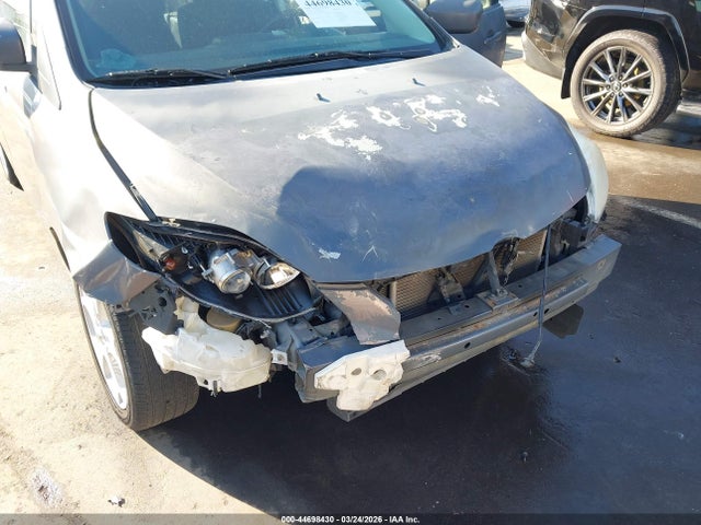 Mazda Mazda5 Sport
