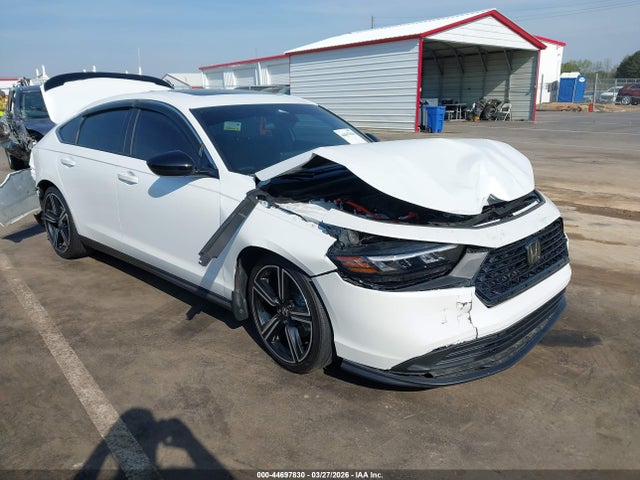 Salvage Honda Accord Image