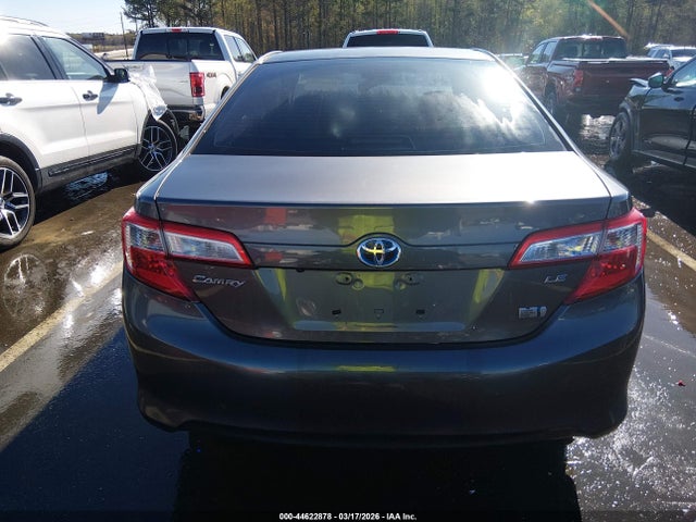 Toyota Camry Le