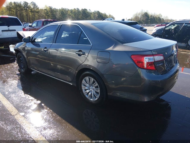 Toyota Camry Le