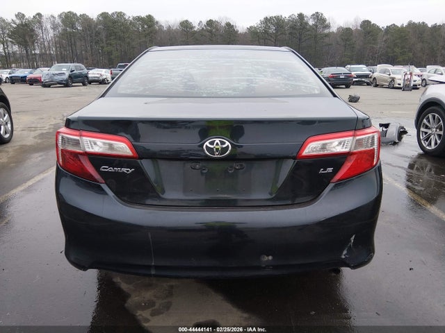 Toyota Camry Le