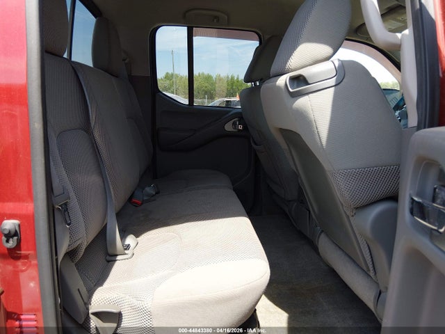 Nissan Frontier Sv