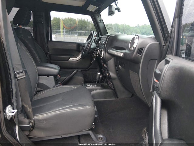 Jeep Wrangler Sahara 4x4