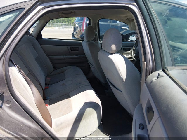 Ford Taurus Se