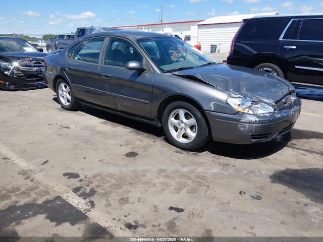 Salvage Ford Taurus Image